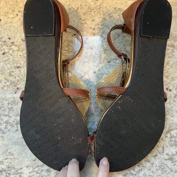 Tahari Sandals Rhinestone Diamond Jewel Embellishments Women's Size 6 - Picture 4 of 4